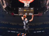 FB体育网页版-篮网硬仗取胜爵士，文班亚马点燃赛场，新星崛起与团队韧性的双重奏