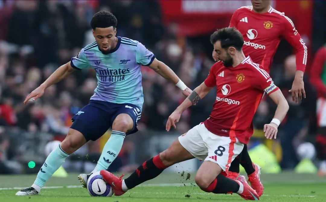 包含富勒姆主场不敌南安普顿，遭遇两连败的词条