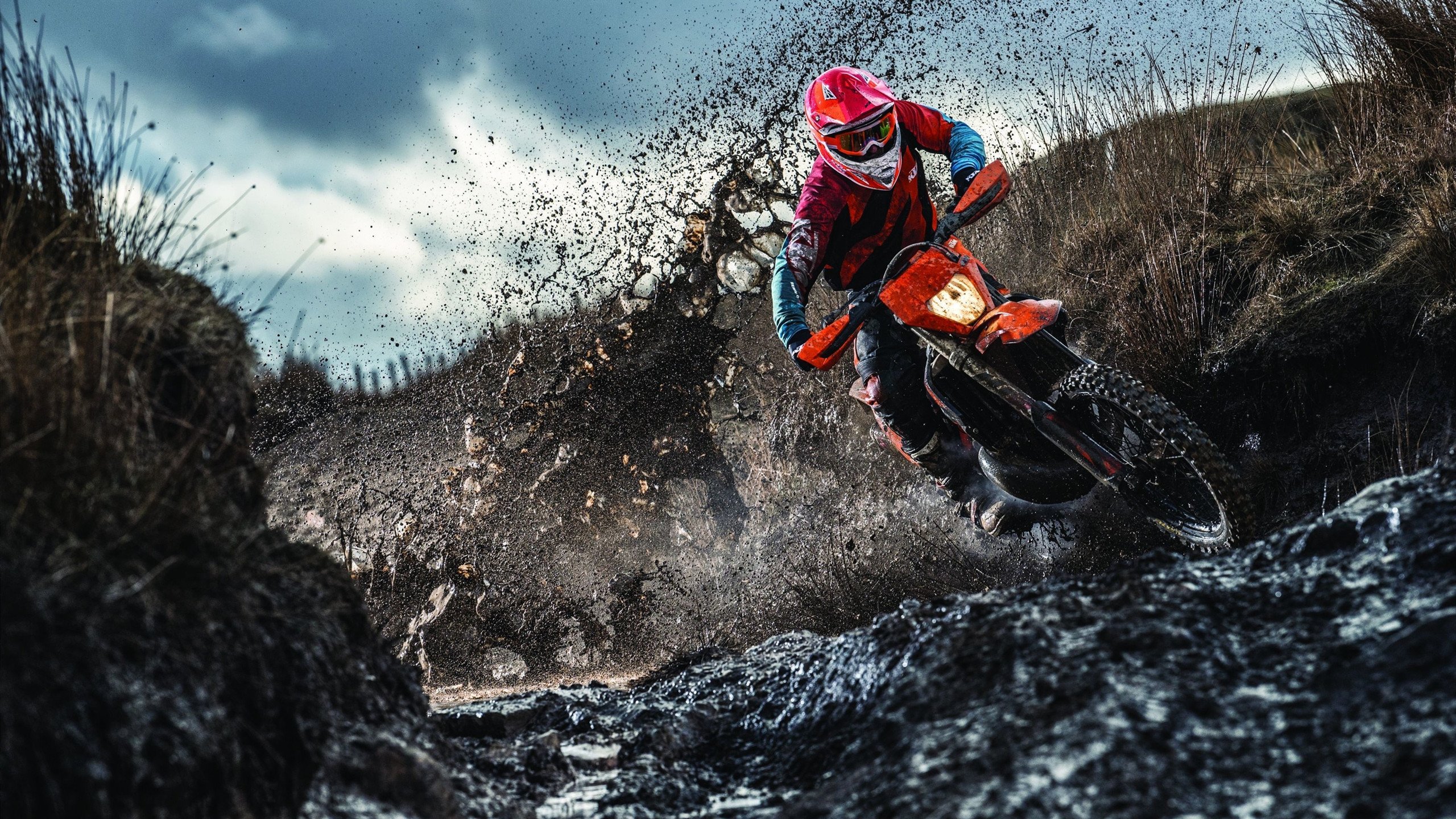 铁壁与利刃的对决,葡萄牙封锁克罗地亚,三笘薰化身关键先生