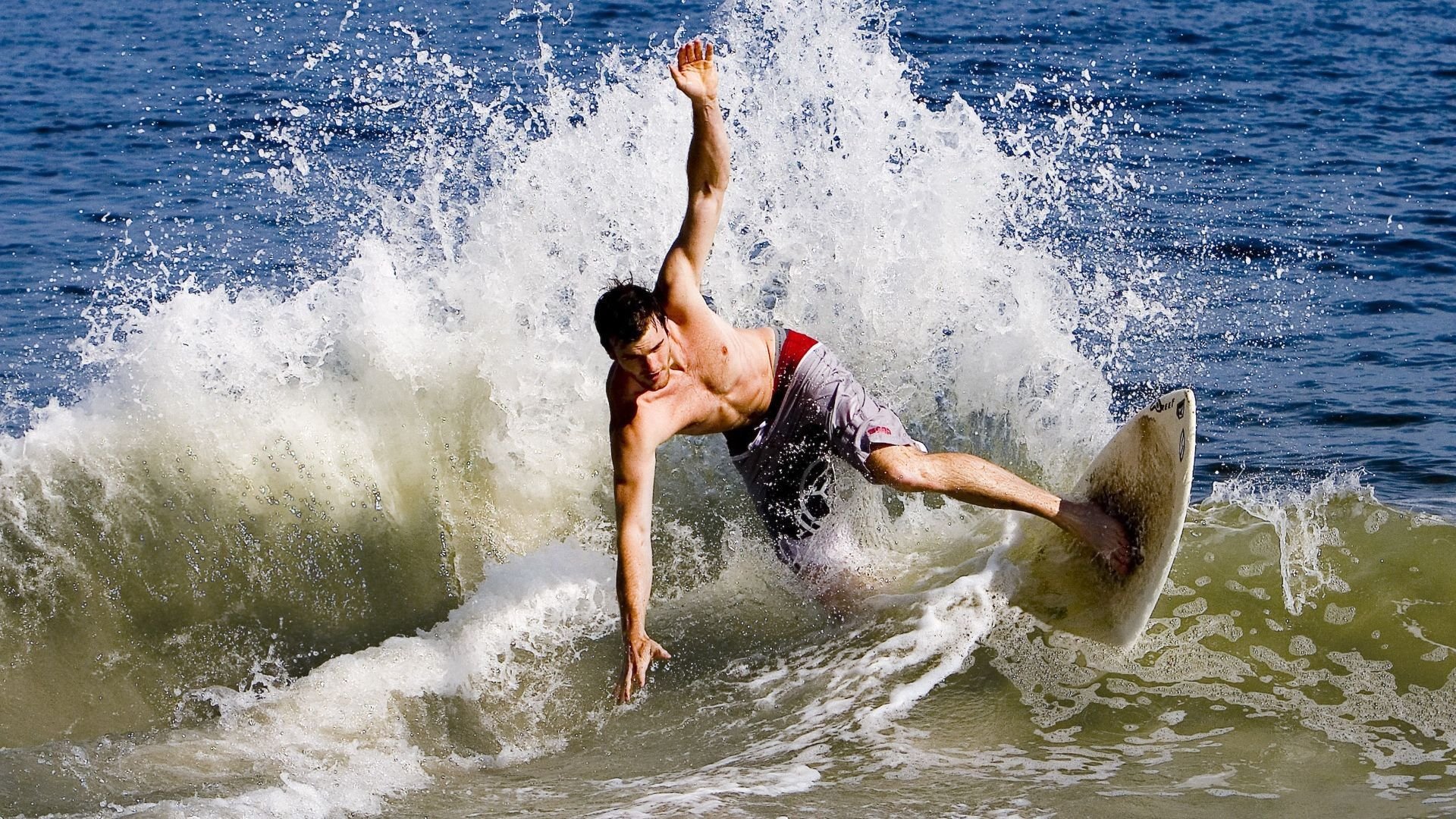 布伦森存在感拉满，奇才尼克斯之战，一人改写比赛方程式