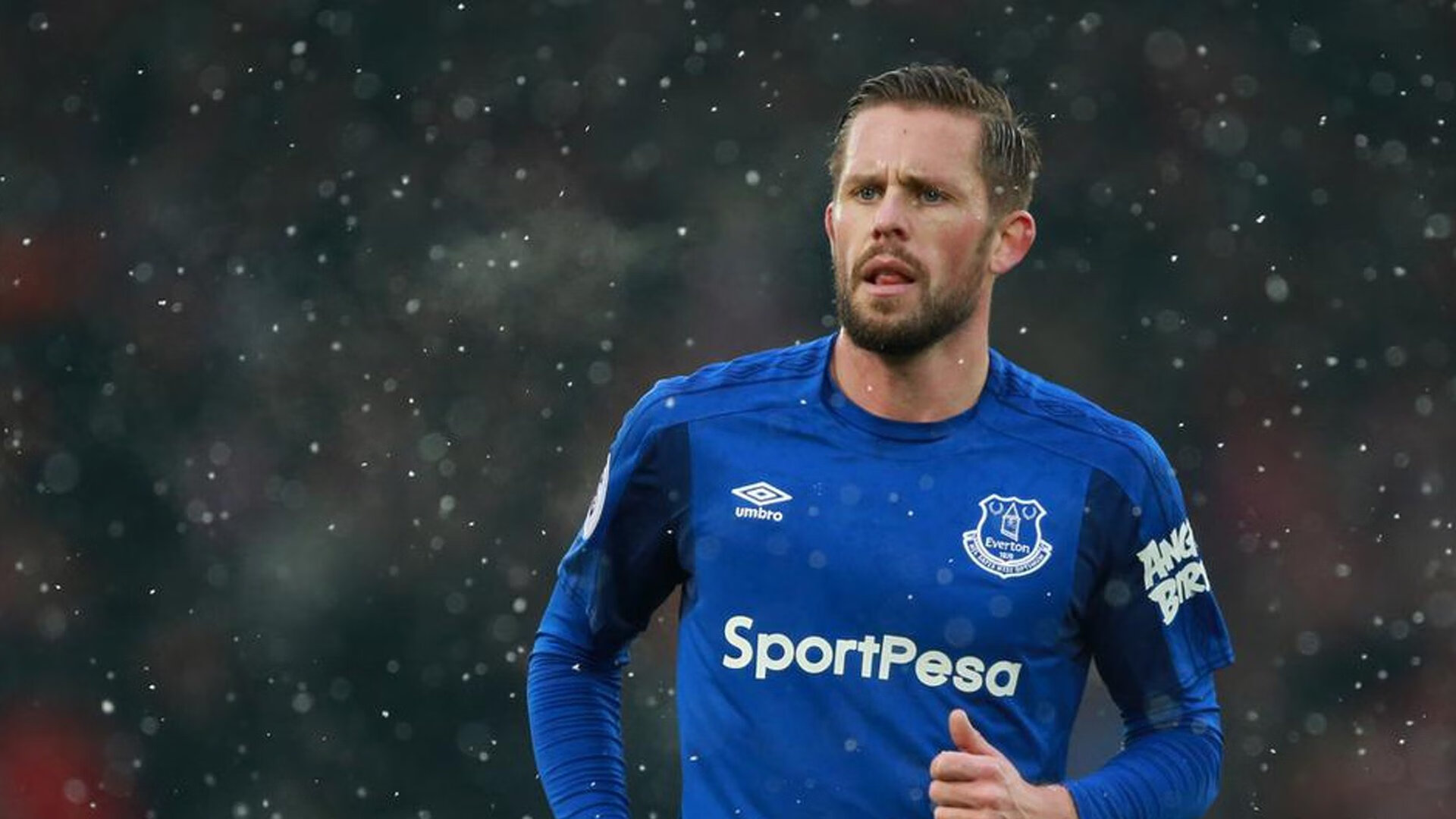 欧冠淘汰赛焦点战，广东队打穿开拓者